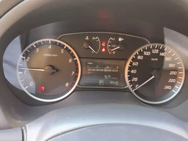 Nissan Sylphy — Фото автомобиля 14