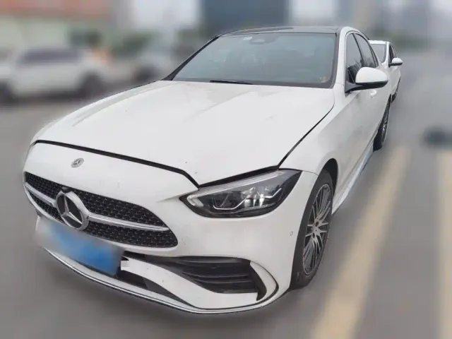 Фотография автомобиля — Mercedes-Benz C-Class