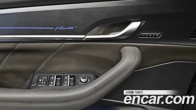 Renault Korea Filante — Фото автомобиля 26