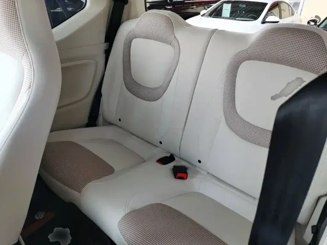 Wuling Hongguang Mini EV — Фото автомобиля 16