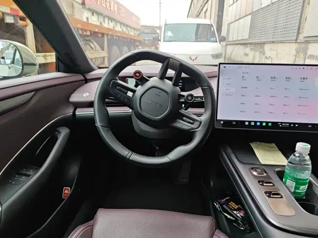 Xiaomi SU7 — Фото автомобиля 6