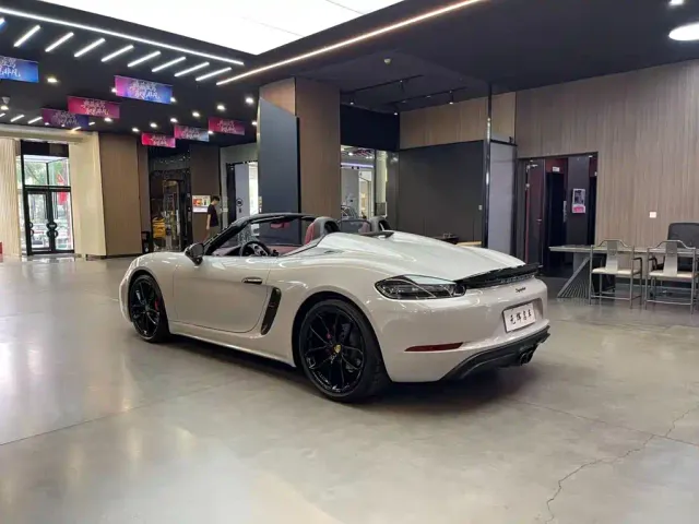 Porsche 718 — Фото автомобиля 20