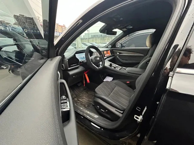 Geely Xingyue L — Фото автомобиля 4