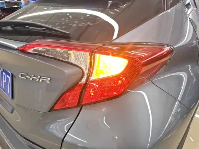 Toyota Toyota C-HR 2021 2.0L Comfort Edition — Фото автомобиля 7