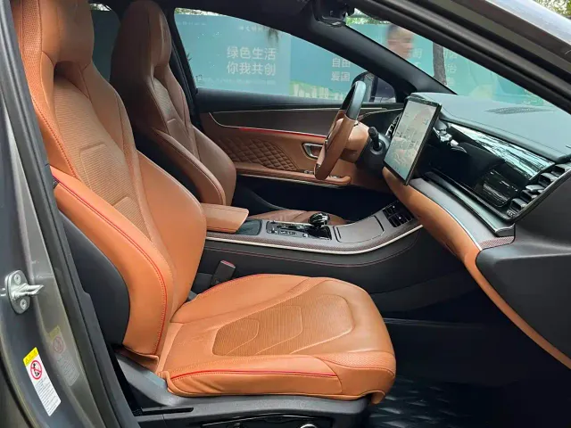 BYD Han — Фото автомобиля 10