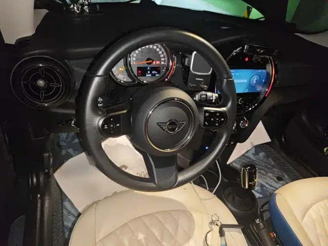 MINI Hatch — Фото автомобиля 6