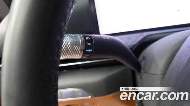 Genesis GV80 — Фото автомобиля 28