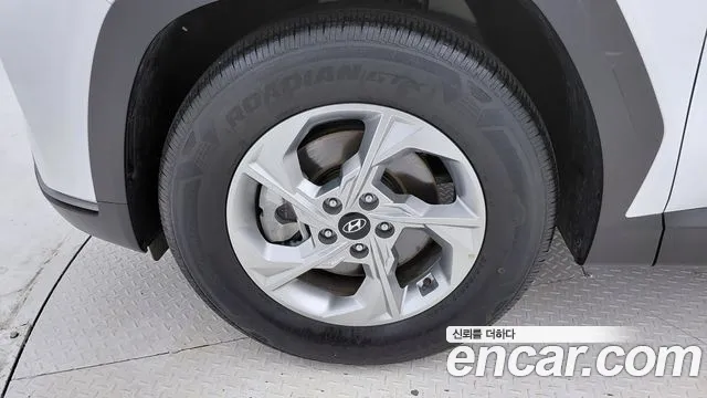 Hyundai Tucson Tucson (NX4) Дизель 2.0 2WD — Фото автомобиля 5