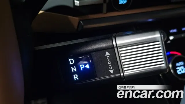 Hyundai Santa Fe MX5 — Фото автомобиля 12