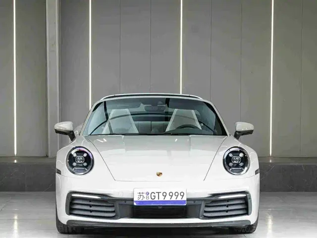 Porsche 911 — Фото автомобиля 3