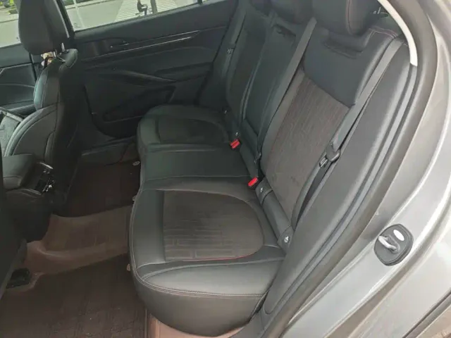 Ford Mondeo — Фото автомобиля 16