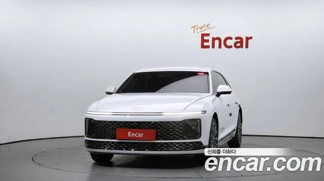 Hyundai Grandeur GN7 — Фото автомобиля 3