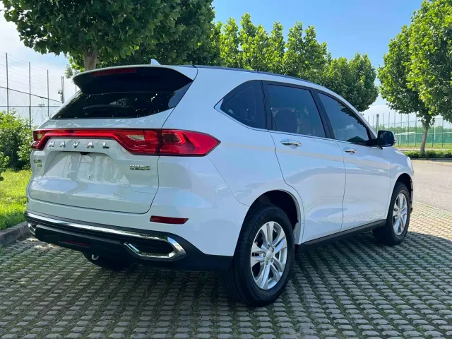 Haval M6 — Фото автомобиля 5