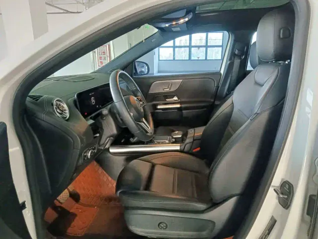Mercedes-Benz GLA-Class — Фото автомобиля 8