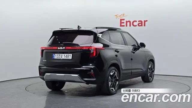 Kia Seltos Новый Seltos Бензин 1.6 турбо 2WD — Фото автомобиля 2