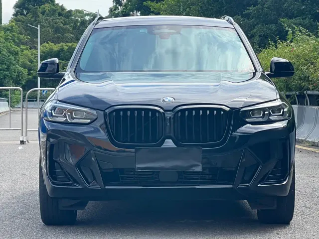 BMW X3 — Фото автомобиля 2