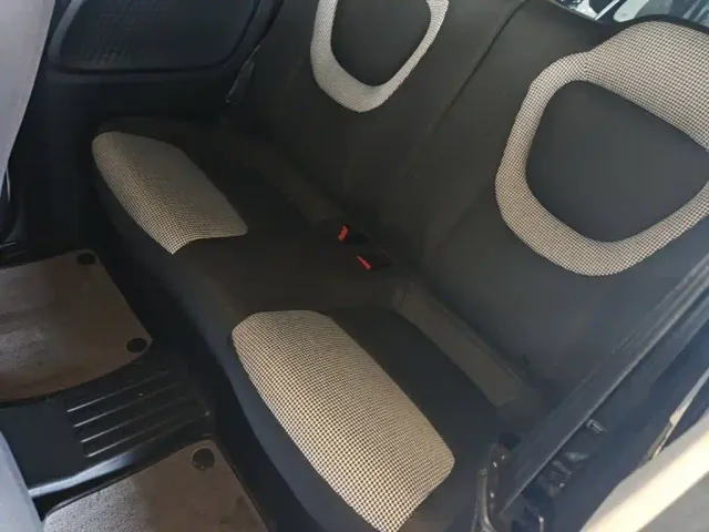 Wuling Hongguang Mini EV — Фото автомобиля 16