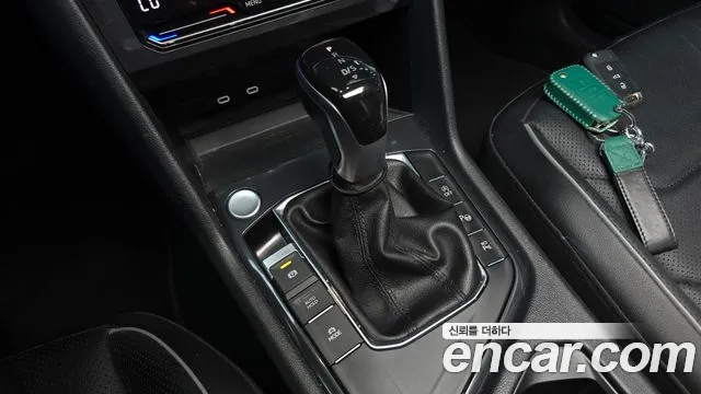 Volkswagen Tiguan — Фото автомобиля 12
