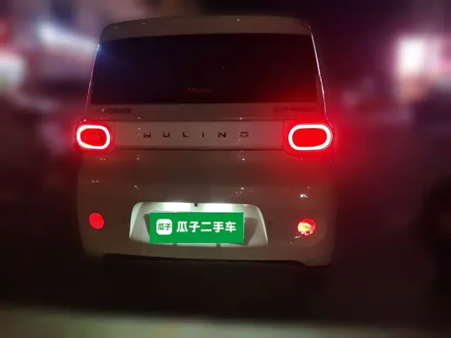 Wuling Hongguang Mini EV — Фото автомобиля 3