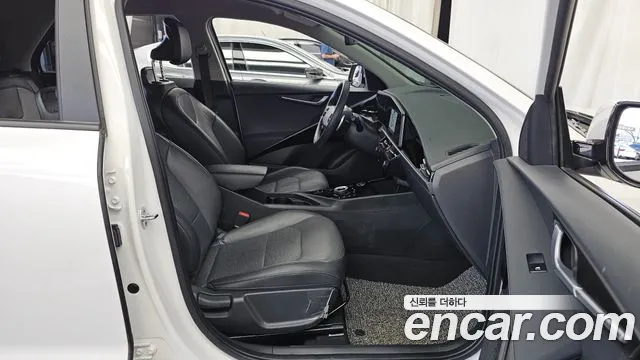 Kia Niro The All New Niro — Фото автомобиля 17