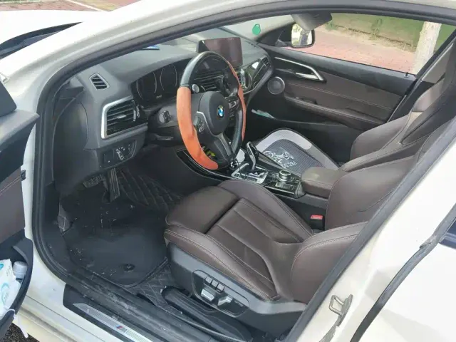 BMW 1 Series — Фото автомобиля 9