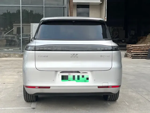 IM Motors LS8 — Фото автомобиля 8