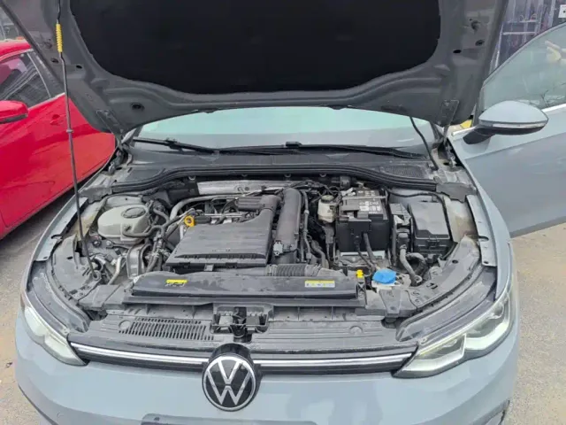 Volkswagen Golf — Фото автомобиля 19