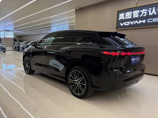 Voyah Zhiyin — Фото автомобиля 6