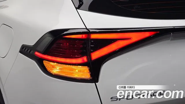 Kia Sportage Sportage 5-е поколение Дизель 2.0 2WD — Фото автомобиля 23
