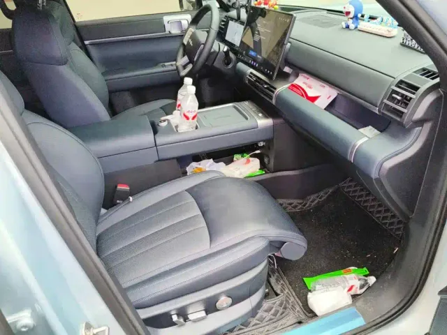 BYD FangChengBao Titanium 7 — Фото автомобиля 13