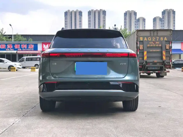 Xpeng G9 — Фото автомобиля 5