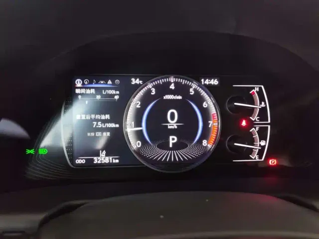Lexus ES — Фото автомобиля 7
