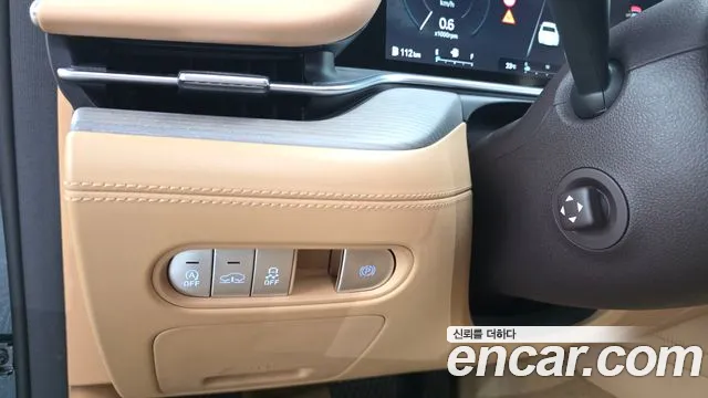 Genesis G90 Бензин 3.5 турбо AWD — Фото автомобиля 20
