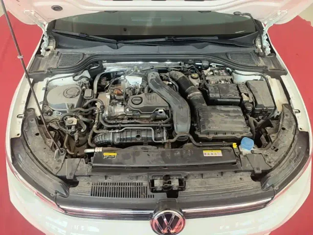 Volkswagen Golf — Фото автомобиля 19