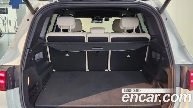 Mercedes-Benz EQB — Фото автомобиля 6