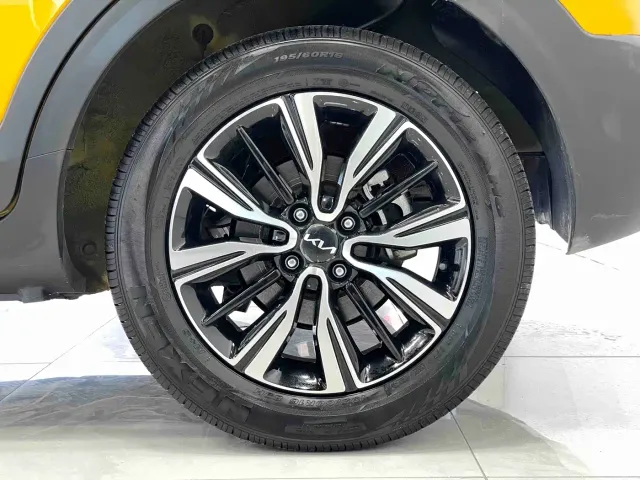 Kia KX1 — Фото автомобиля 9