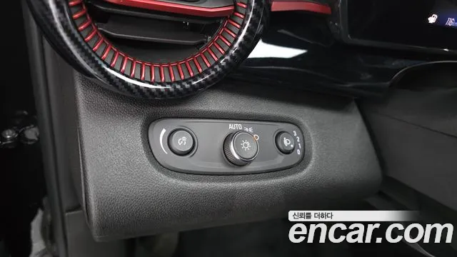 ChevroletGMDaewoo Trax Trax Кроссовер — Фото автомобиля 16