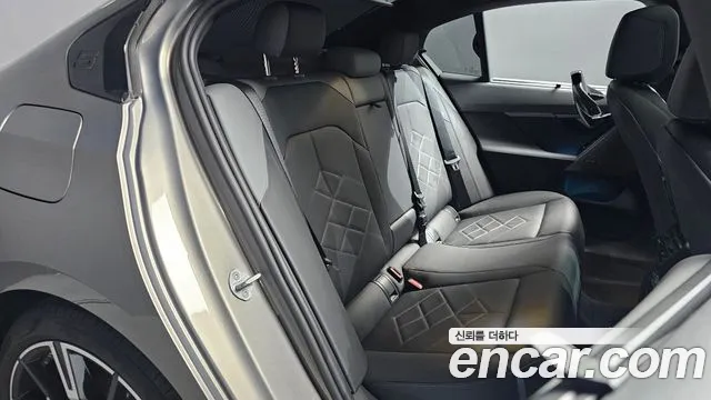 BMW 5-Series 5 серия (G60) 530i xDrive M Sport — Фото автомобиля 10