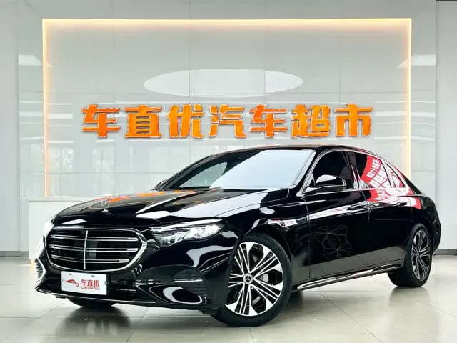Фотография автомобиля — Mercedes-Benz E-Class