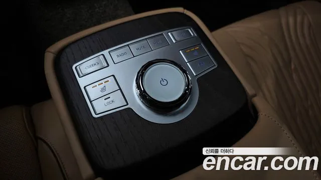 Genesis G80 Бензин 2.5 турбо AWD — Фото автомобиля 26