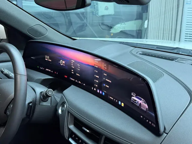 Cadillac CT5 — Фото автомобиля 11