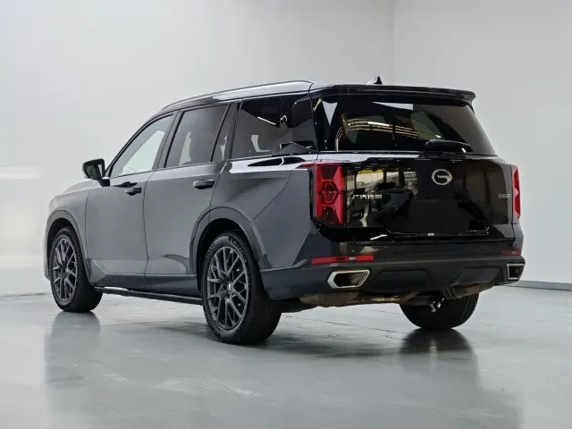 GAC Trumpchi GS8 — Фото автомобиля 7