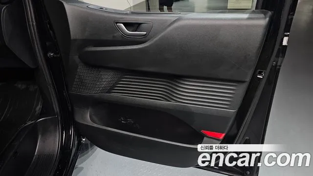 Hyundai Staria Staria Карго 3 места — Фото автомобиля 19