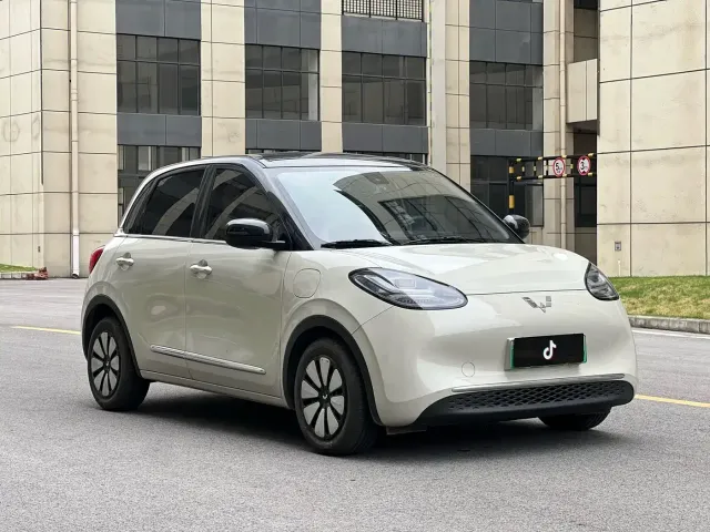Wuling Bingo — Фото автомобиля 3