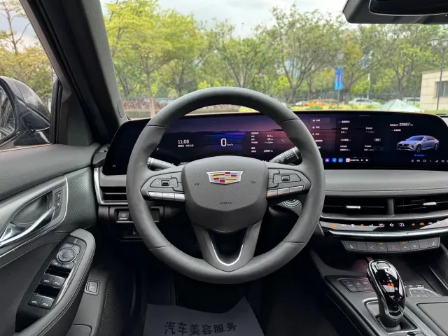 Cadillac CT5 — Фото автомобиля 11