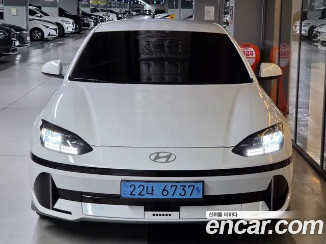 Hyundai Ioniq 6 — Фото автомобиля 2