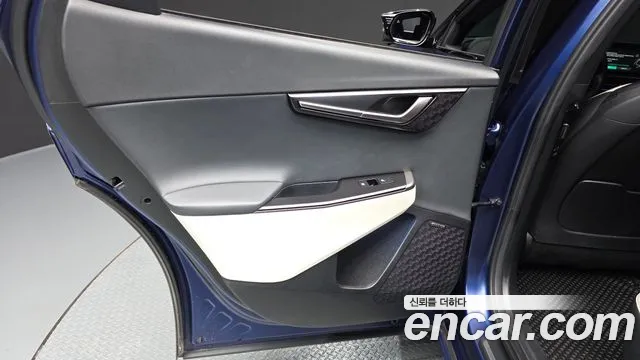 Kia EV6 New — Фото автомобиля 14