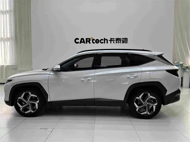 Hyundai Tucson — Фото автомобиля 18