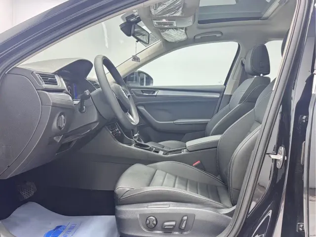 Skoda Superb — Фото автомобиля 10