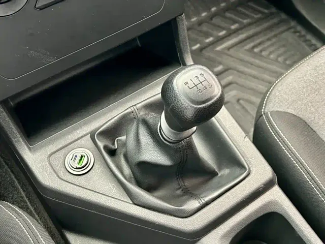 Wuling Zhengcheng — Фото автомобиля 11